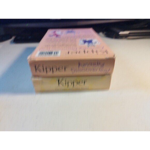 Kipper the Dog - The Visitor and Amazing Discoveries VHS Lot - Picture 4 of 6